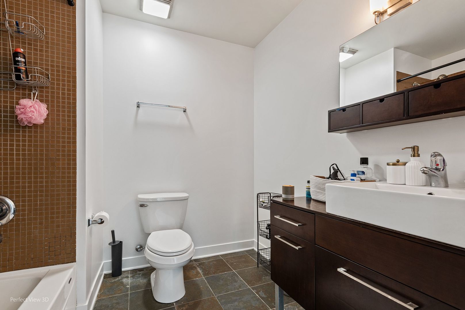 660 W Wayman Street Unit: 607B