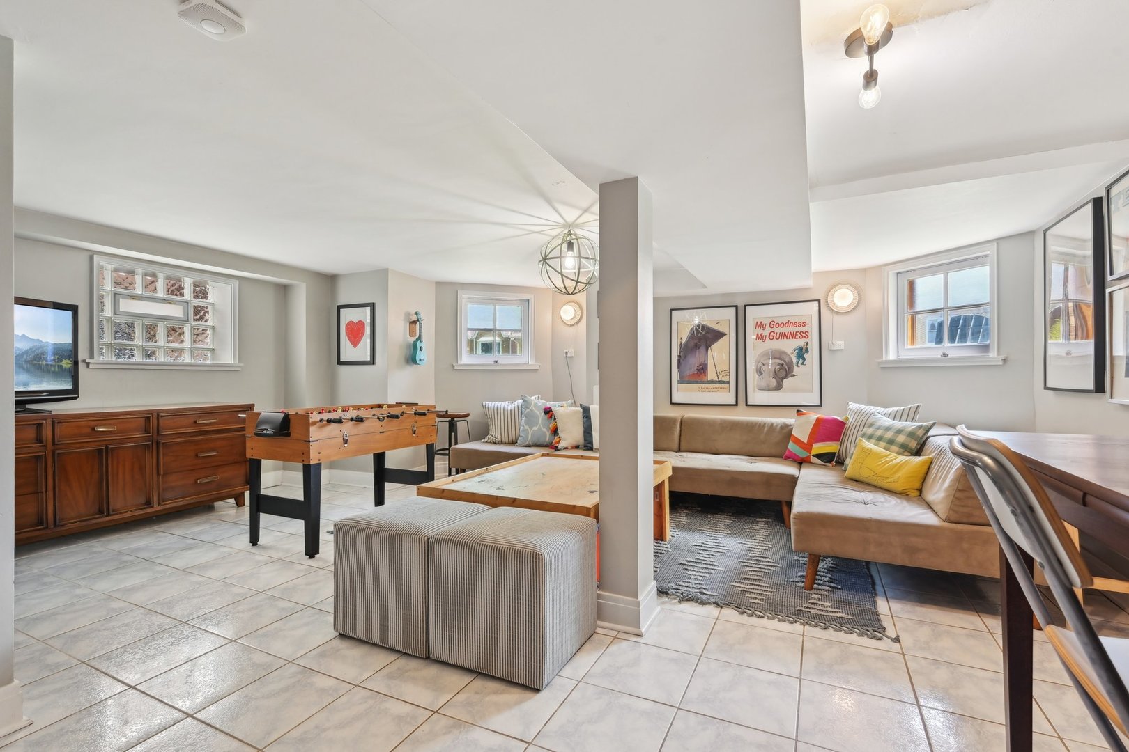 6040 N Marmora Avenue