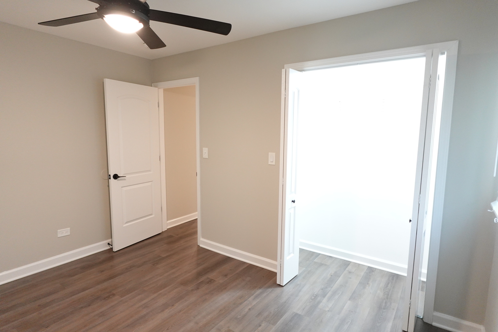 111 W GREEN MEADOWS Boulevard
