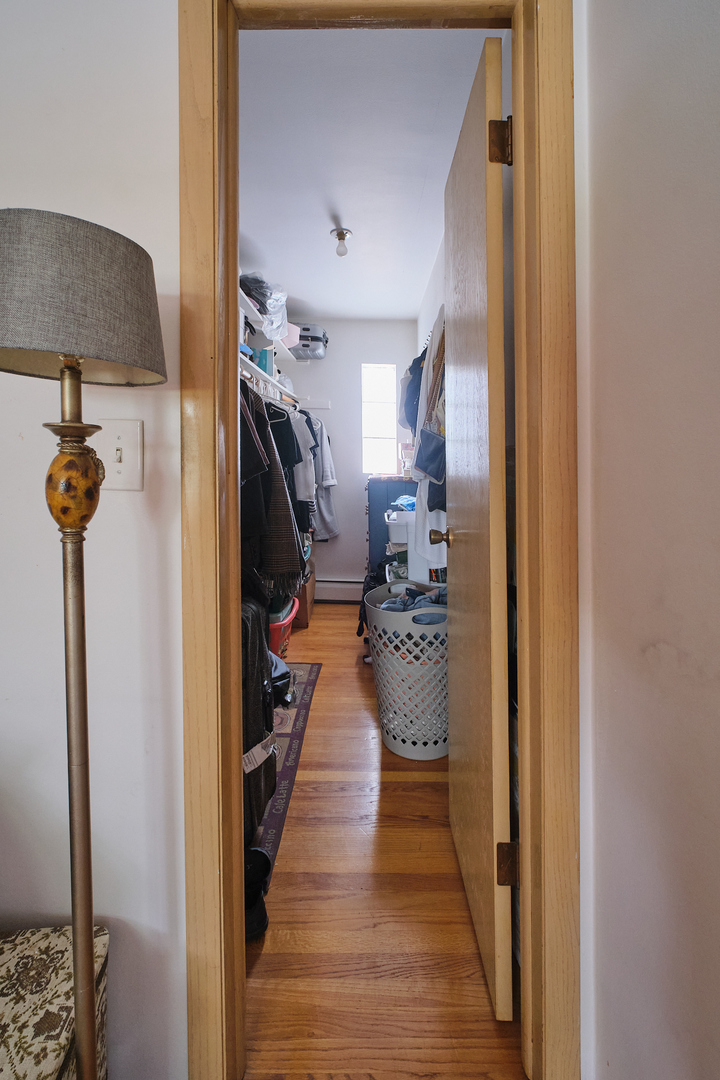 6101 N Elston Avenue Unit: 3E