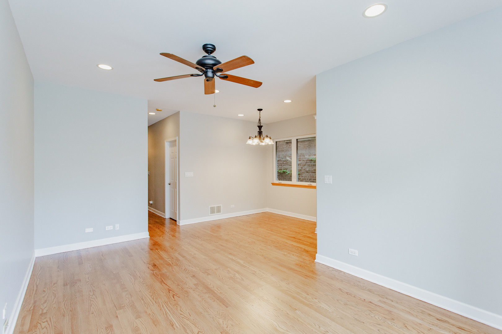 5971 N Elston Avenue Unit: 2
