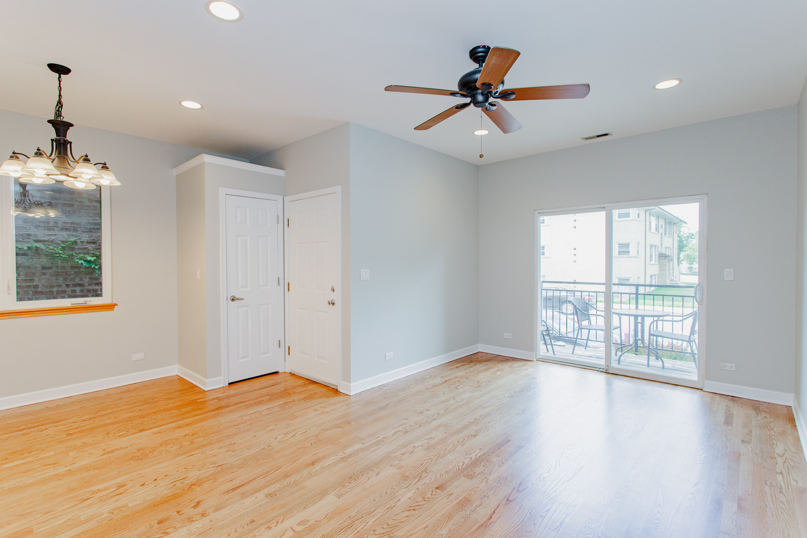 5971 N Elston Avenue Unit: 2