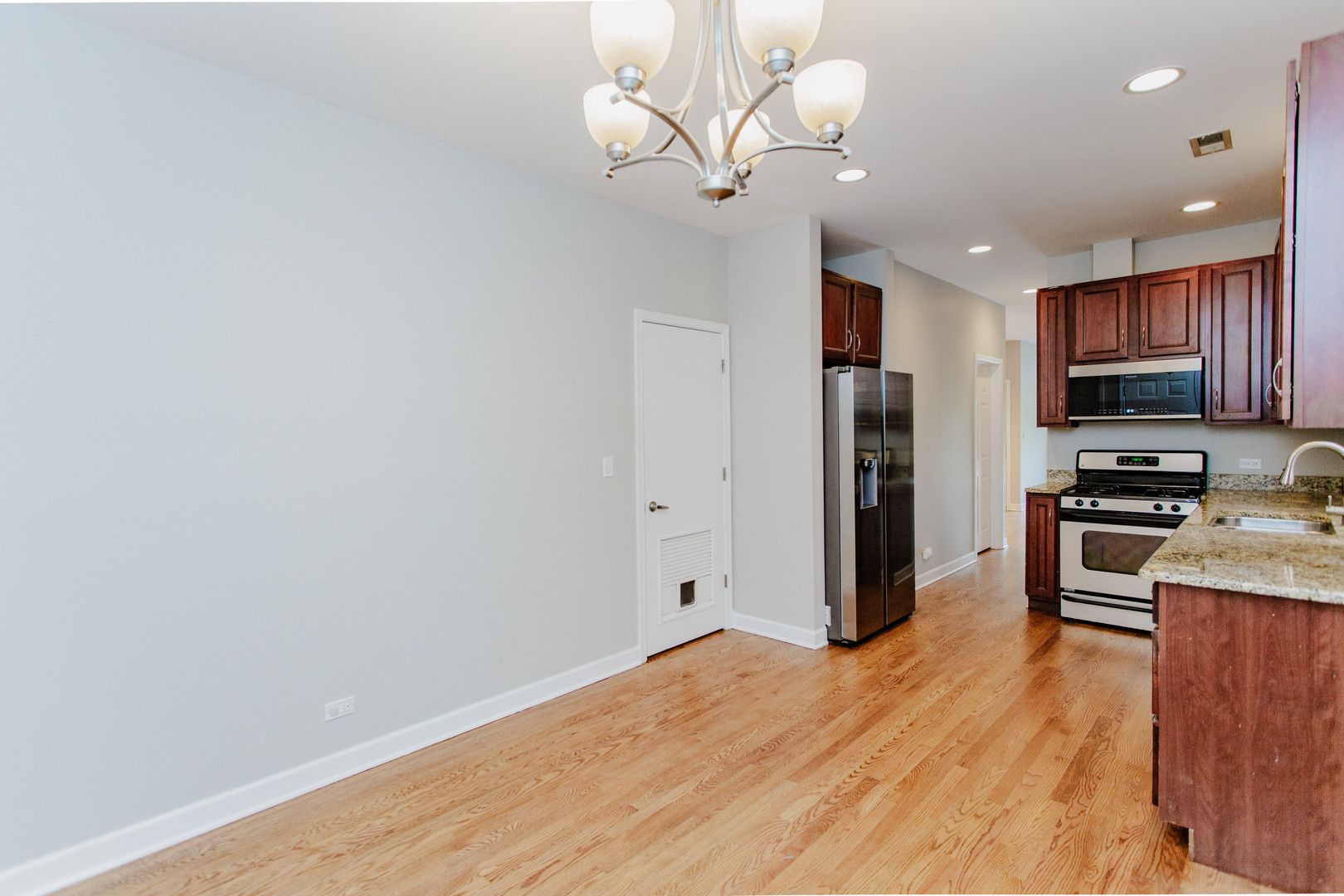 5971 N Elston Avenue Unit: 2