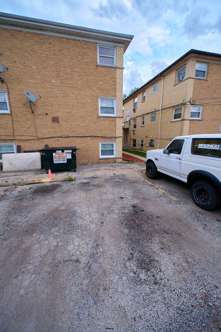 4444 N Central Avenue Unit: 2W