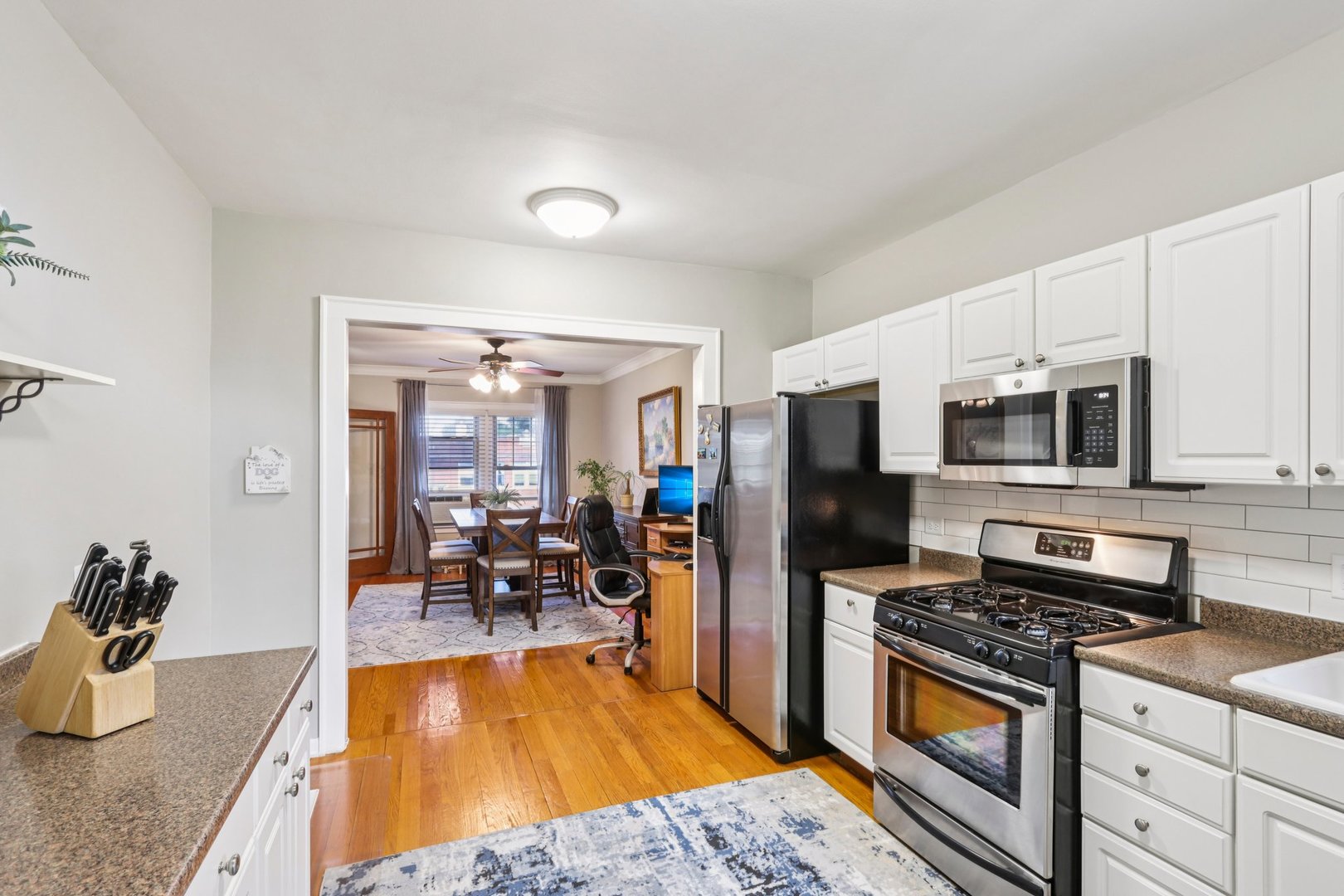 6203 N Oakley Street Unit: 3