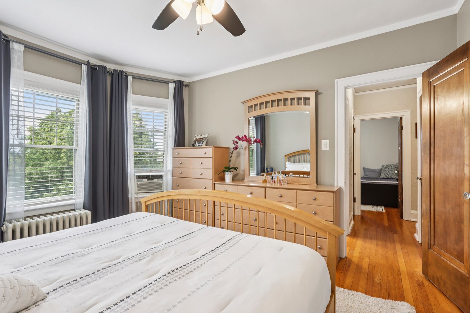 6203 N Oakley Street Unit: 3