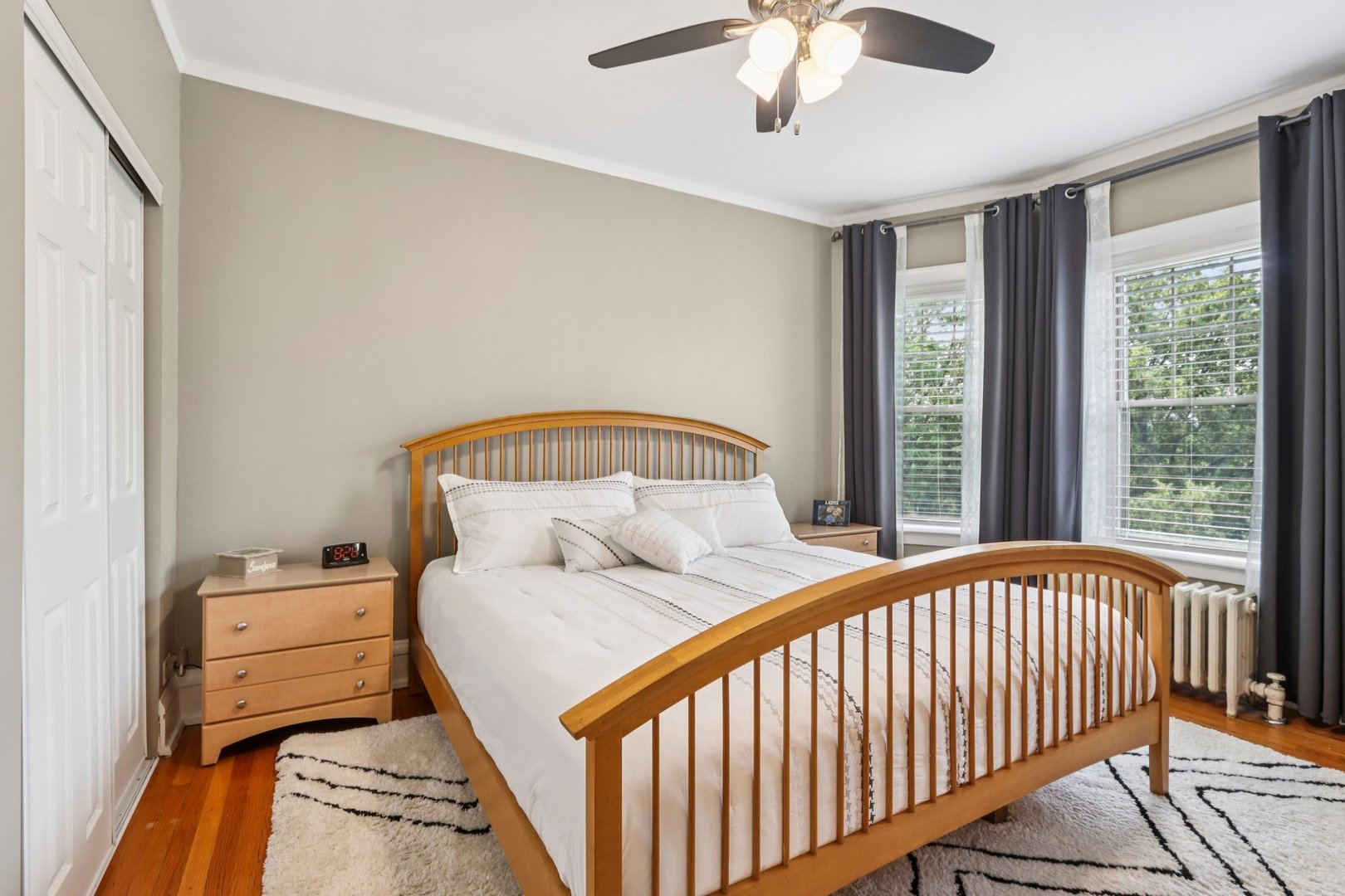6203 N Oakley Street Unit: 3