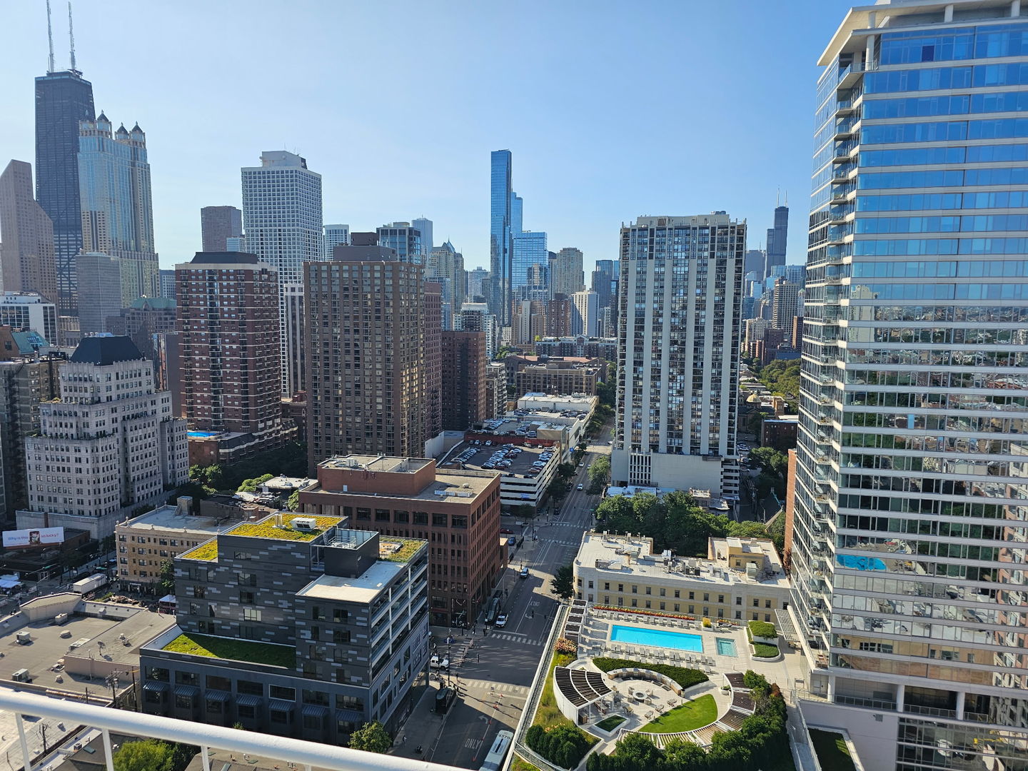 1255 N Sandburg Terrace Unit: 1001