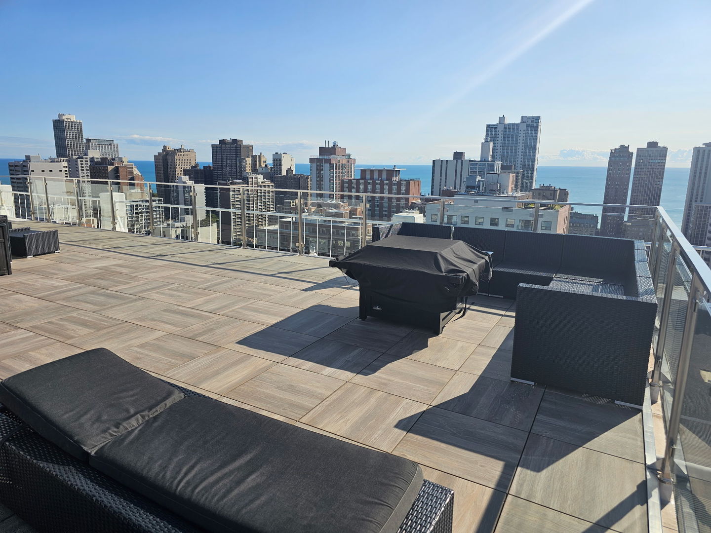 1255 N Sandburg Terrace Unit: 1001