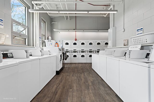 1255 N Sandburg Terrace Unit: 1001