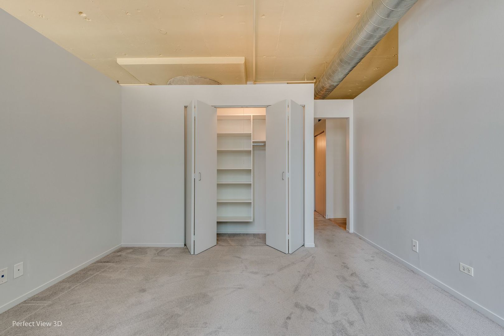 130 S Canal Street Unit: 417