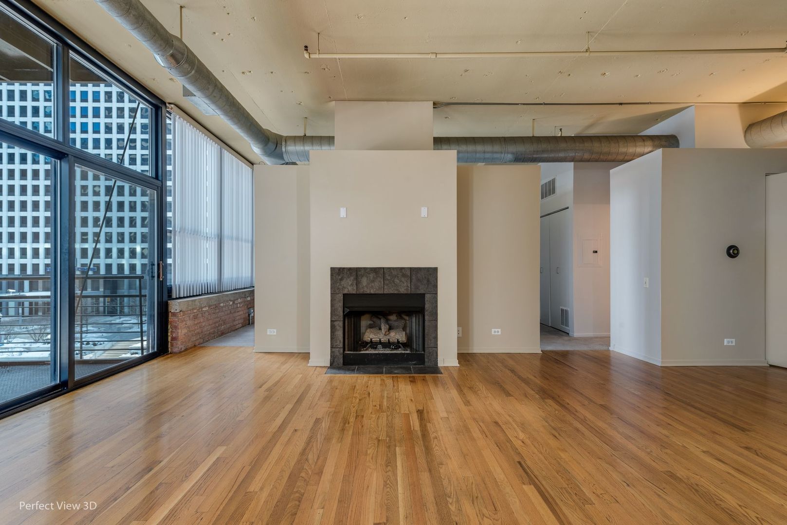 130 S Canal Street Unit: 417