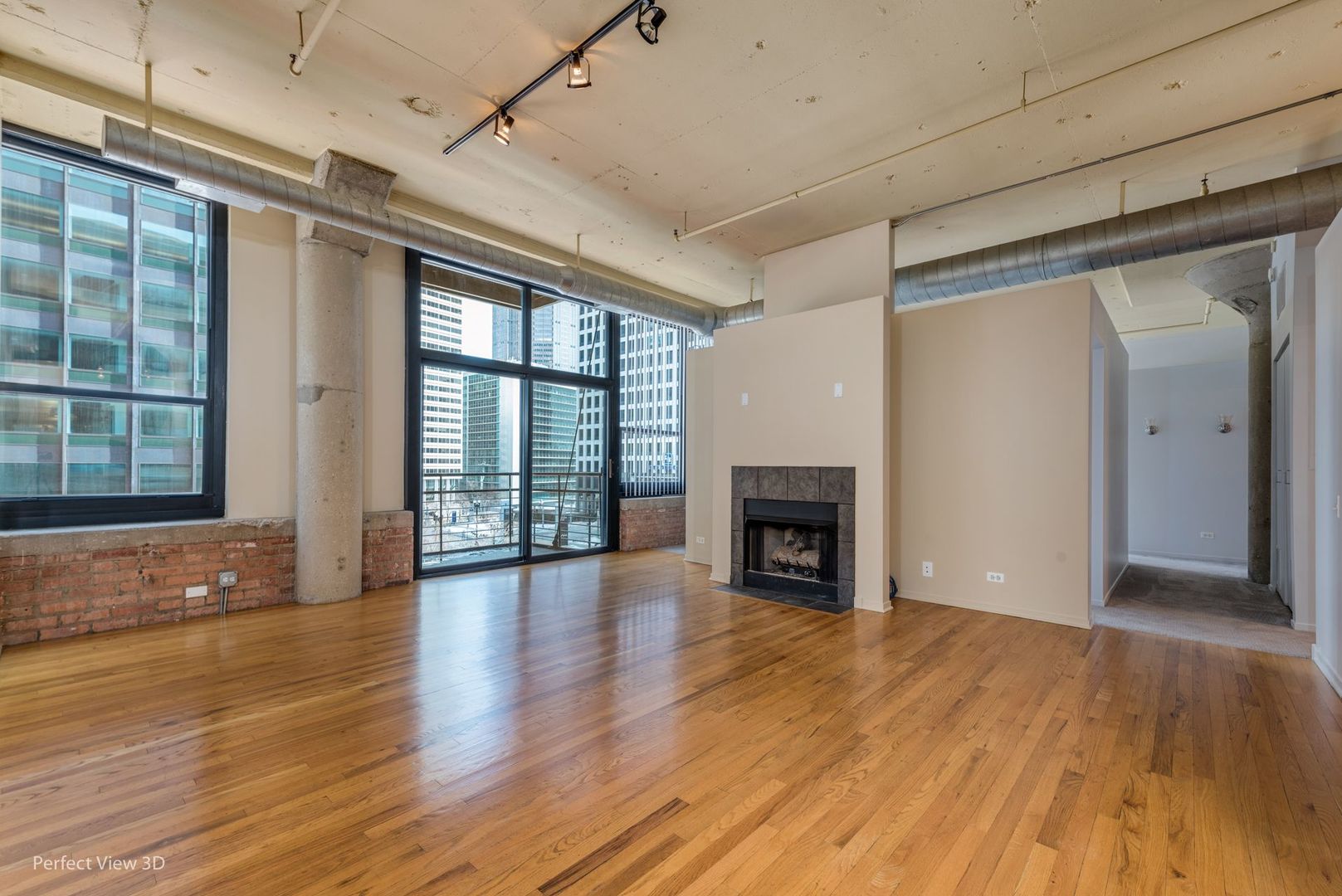 130 S Canal Street Unit: 417