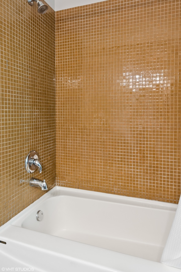 650 W Wayman Street Unit: 505C