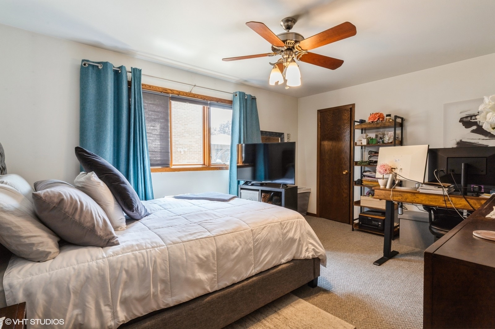 8449 W BRODMAN Avenue