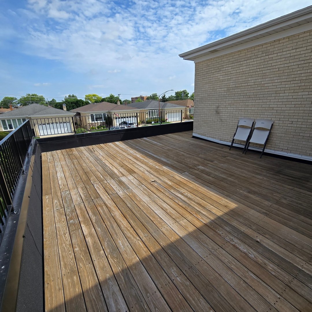 8449 W BRODMAN Avenue