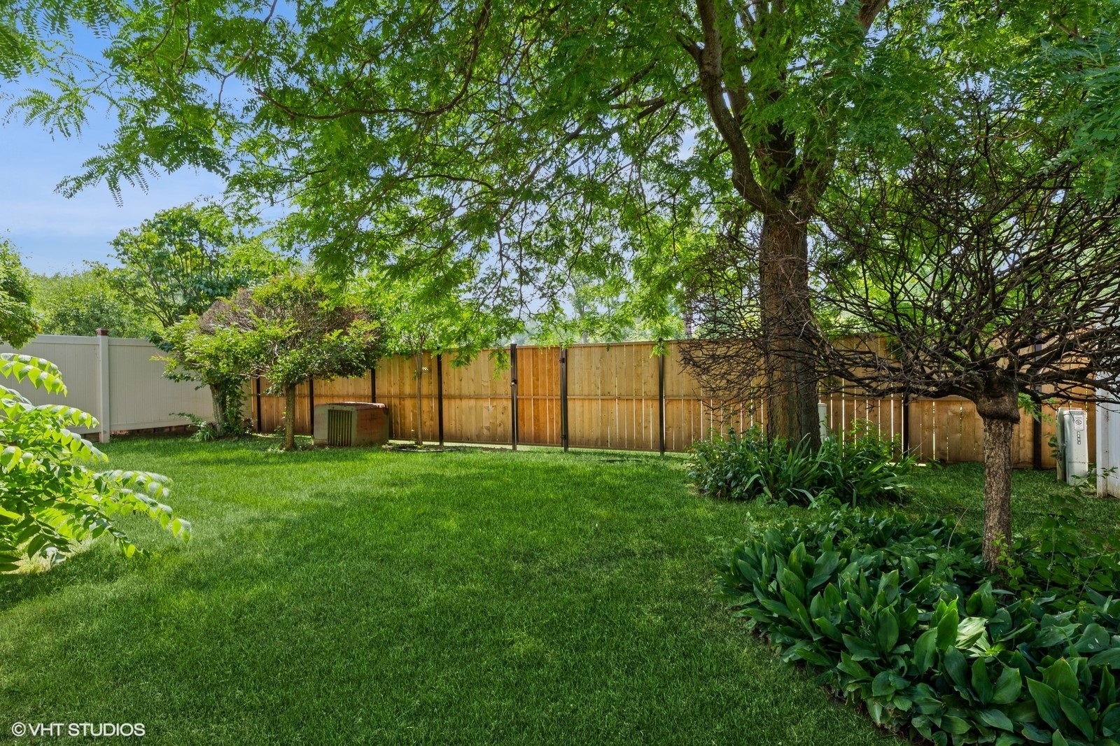 8449 W BRODMAN Avenue