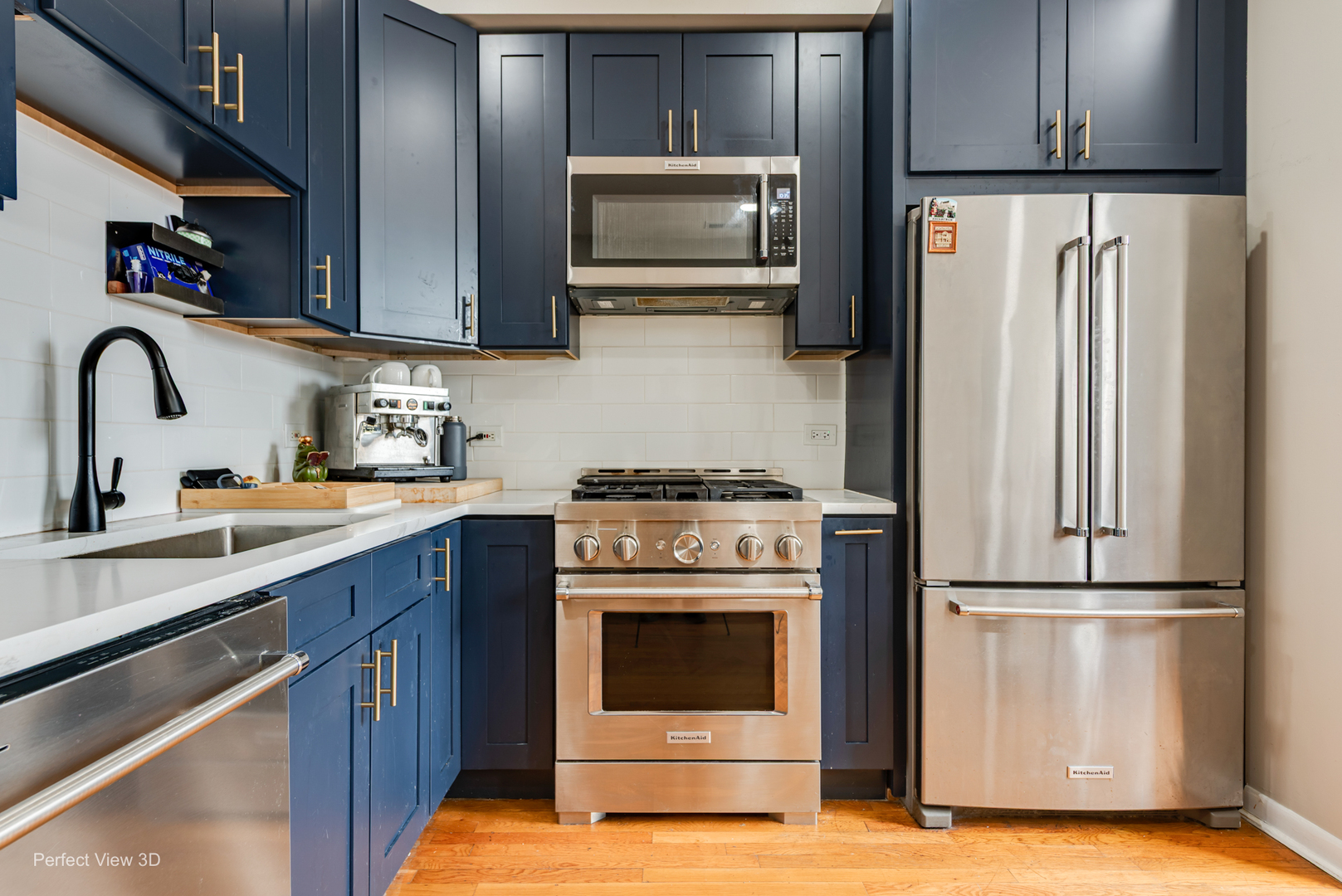 4909 N Avers Avenue Unit: 3