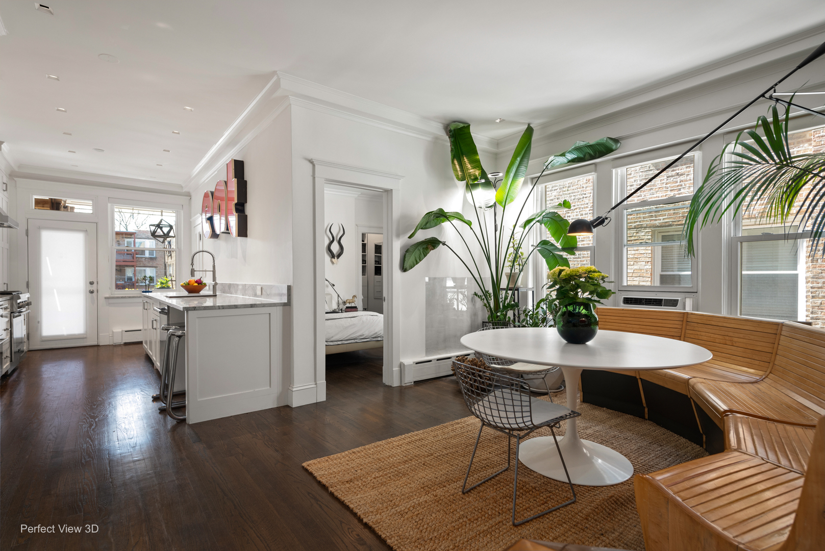 1433 W Rosemont Avenue Unit: 2W