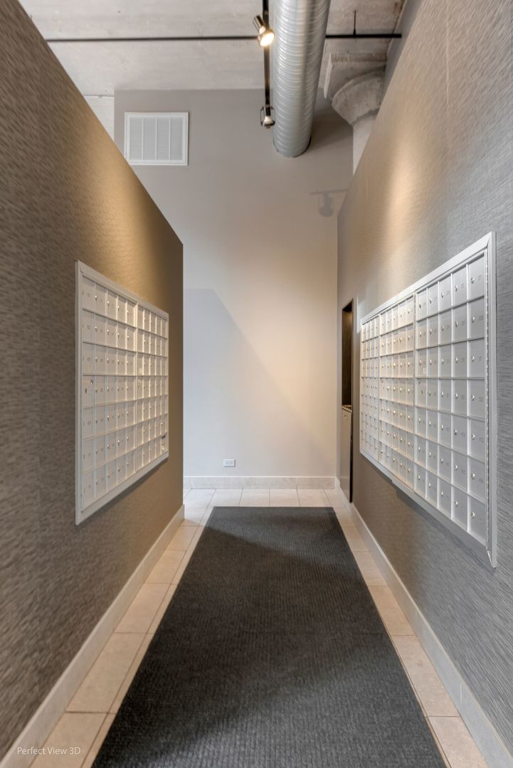 411 W Ontario Street Unit: 419