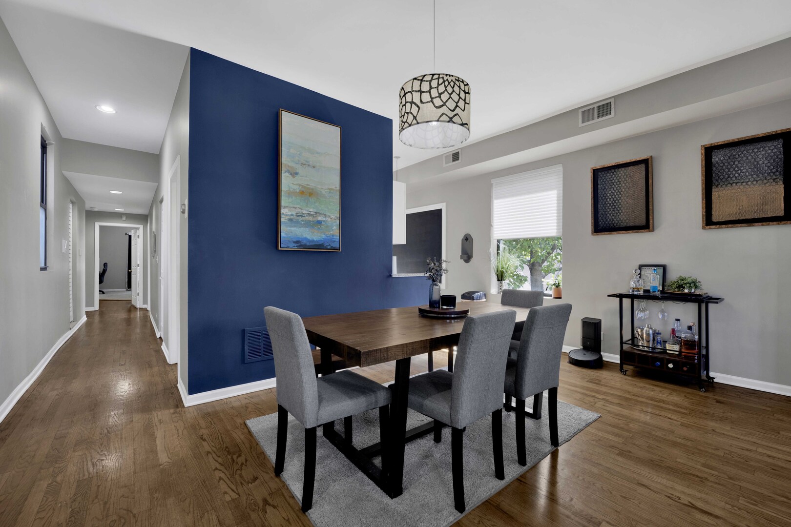 1712 W Wilson Avenue Unit: 3E