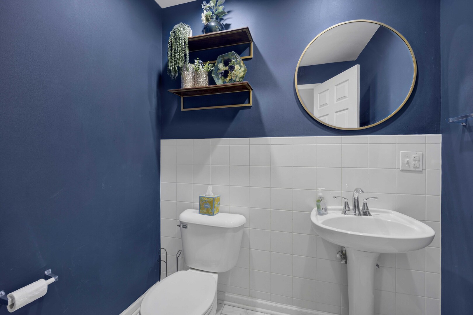 1712 W Wilson Avenue Unit: 3E