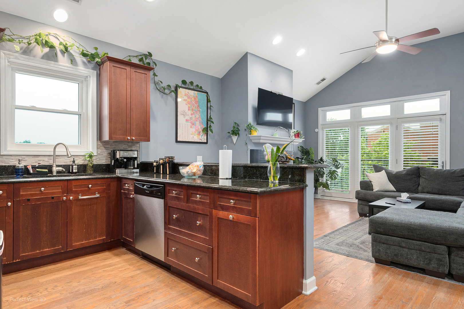 5617 W Lawrence Avenue Unit: 3