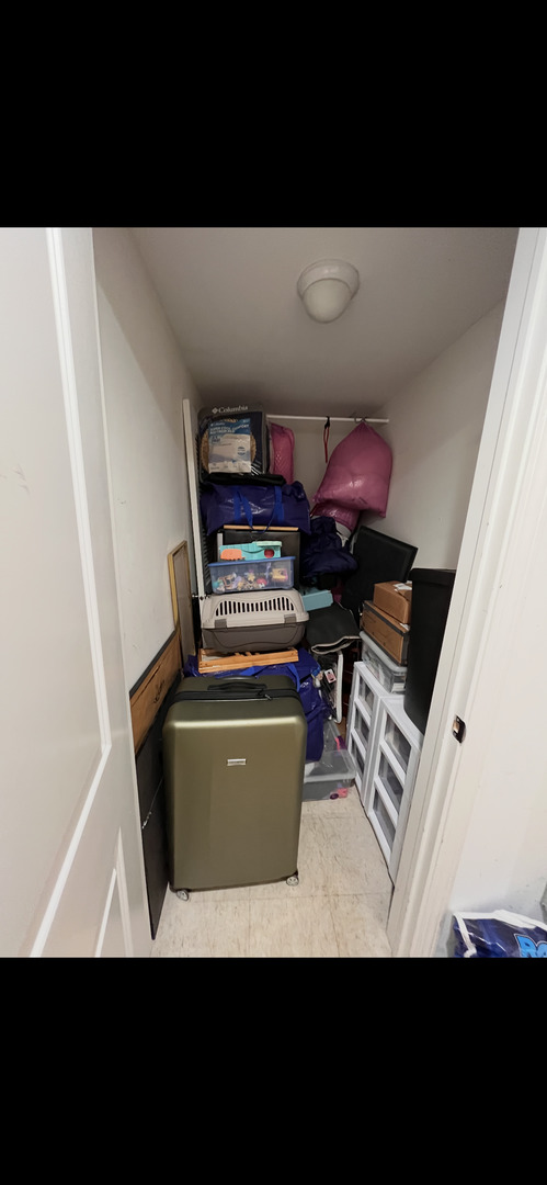 5617 W Lawrence Avenue Unit: 3