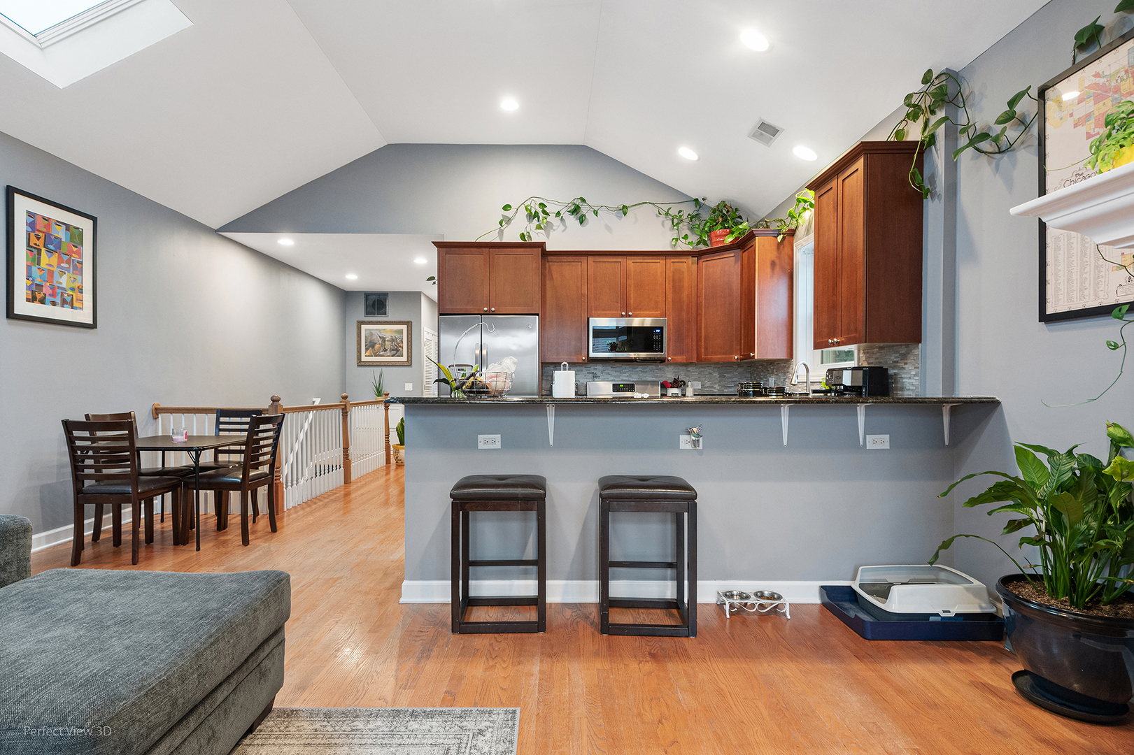 5617 W Lawrence Avenue Unit: 3
