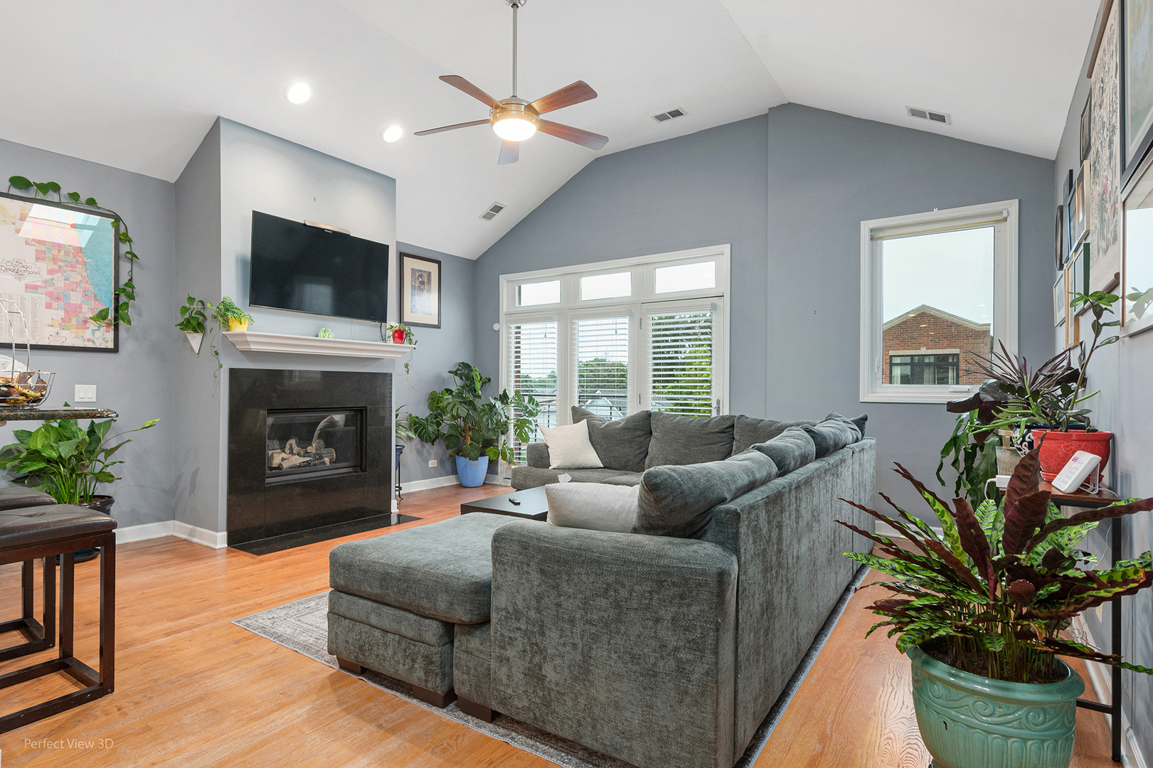 5617 W Lawrence Avenue Unit: 3