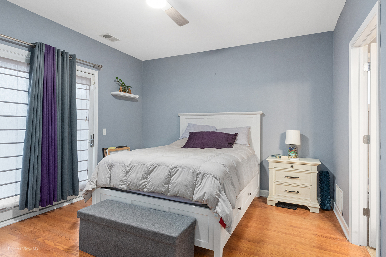 5617 W Lawrence Avenue Unit: 3