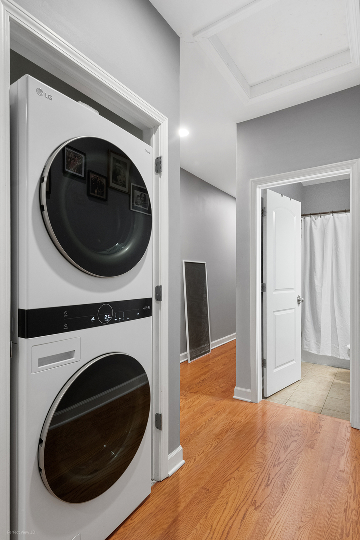 5617 W Lawrence Avenue Unit: 3