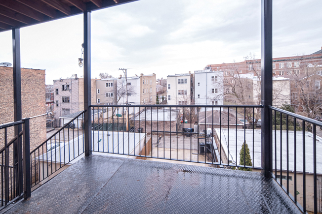 1437 N WASHTENAW Avenue Unit: 3