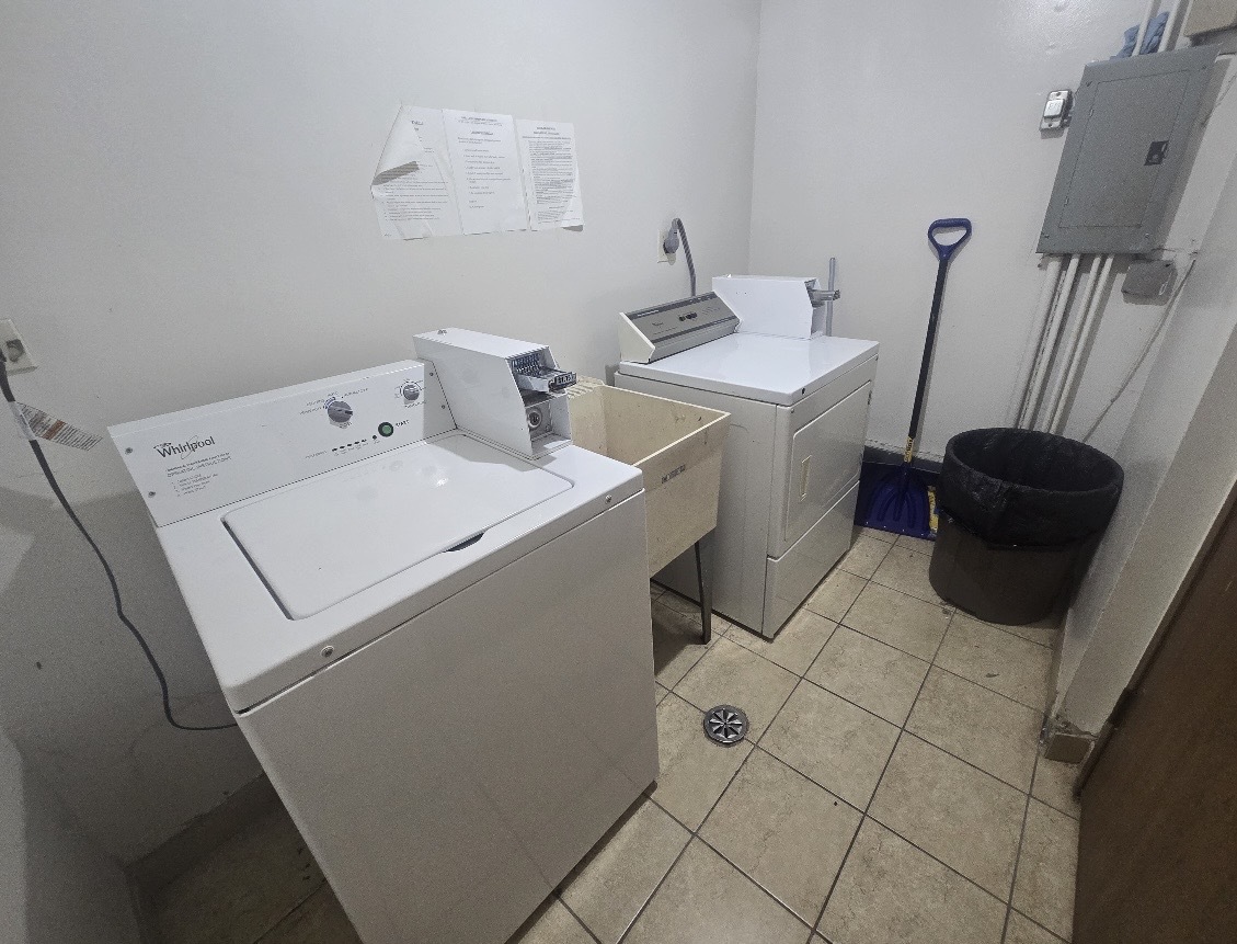 1537 Norway Lane Unit: 3A