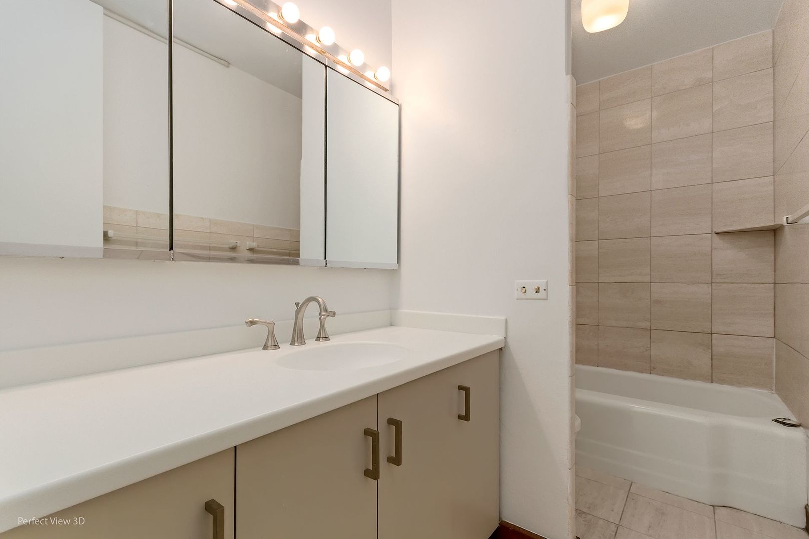 535 N Michigan Avenue Unit: 2503