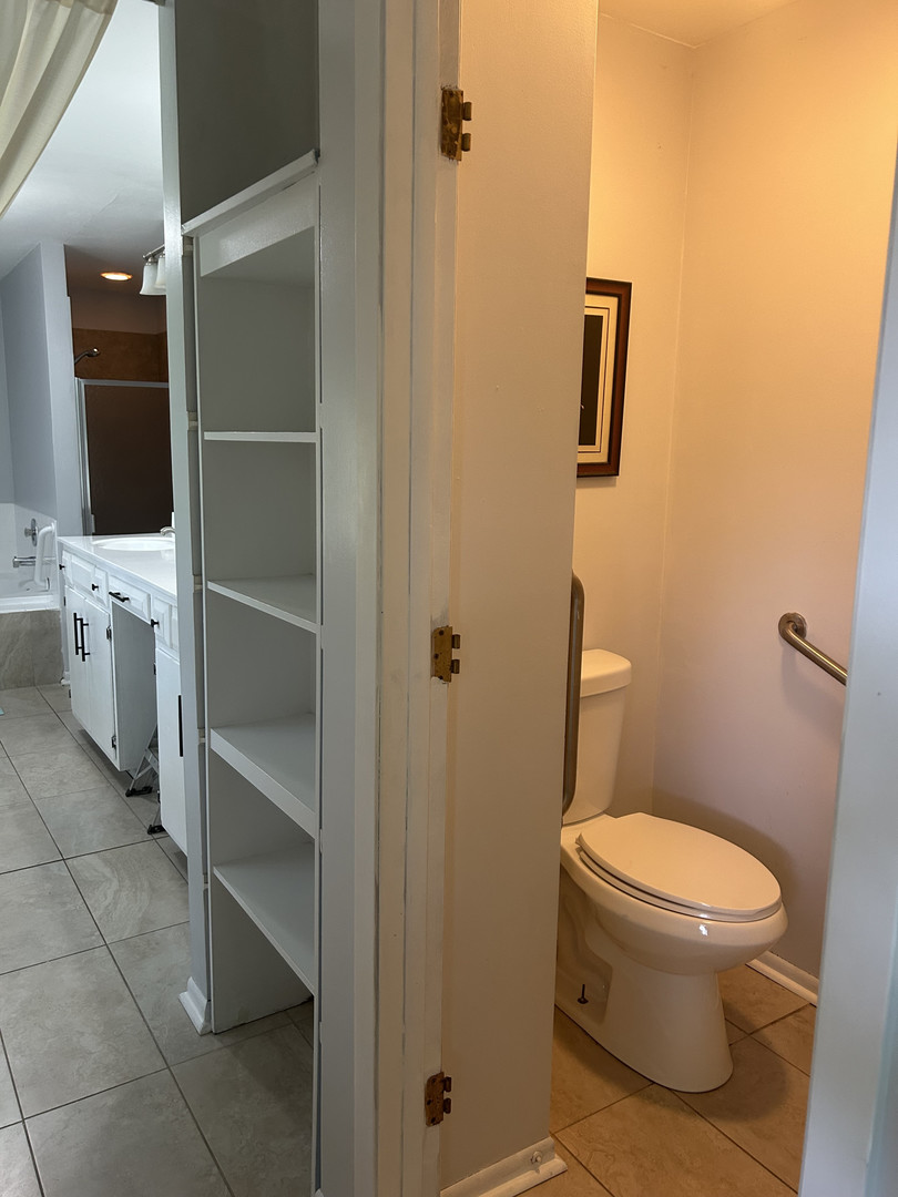 127 Villa Way Unit: 127
