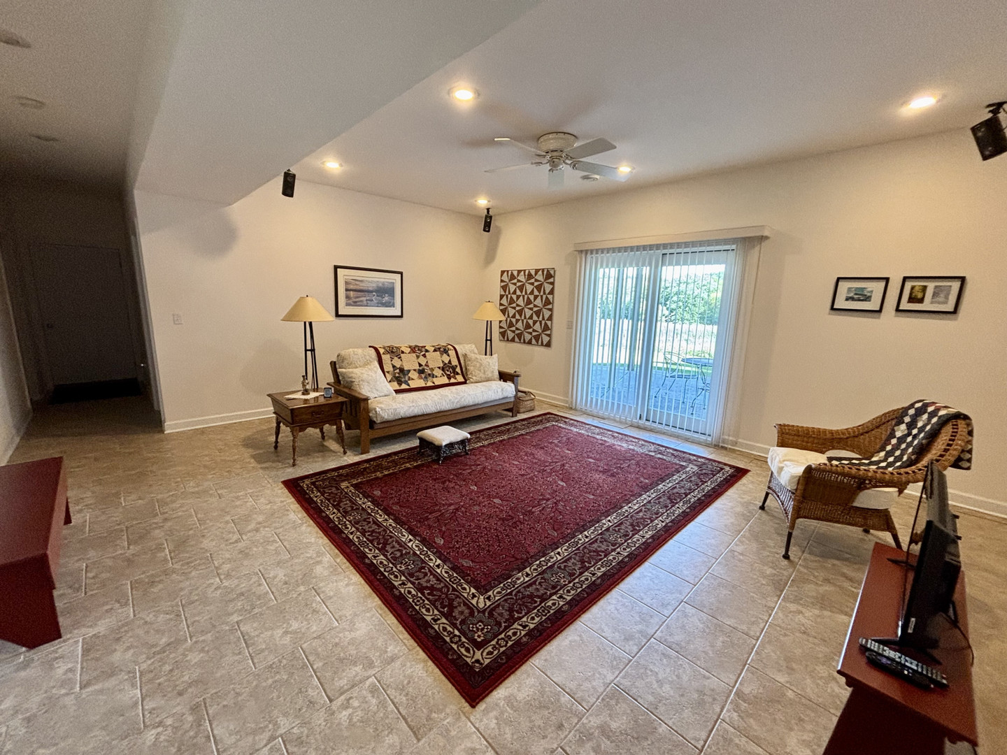 1518 W Lincoln Road