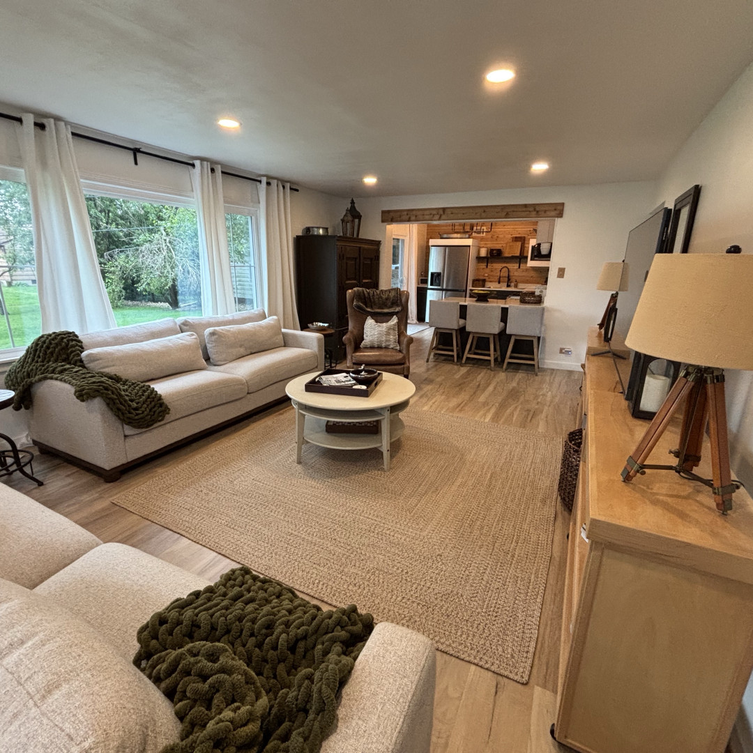 1319 Evergreen Road