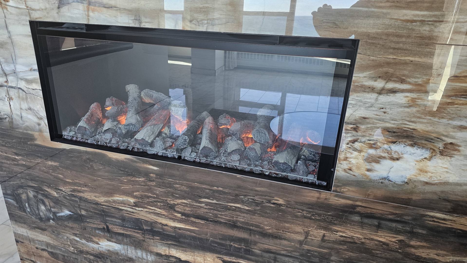 3180 N Lake Shore Drive Unit: 17F