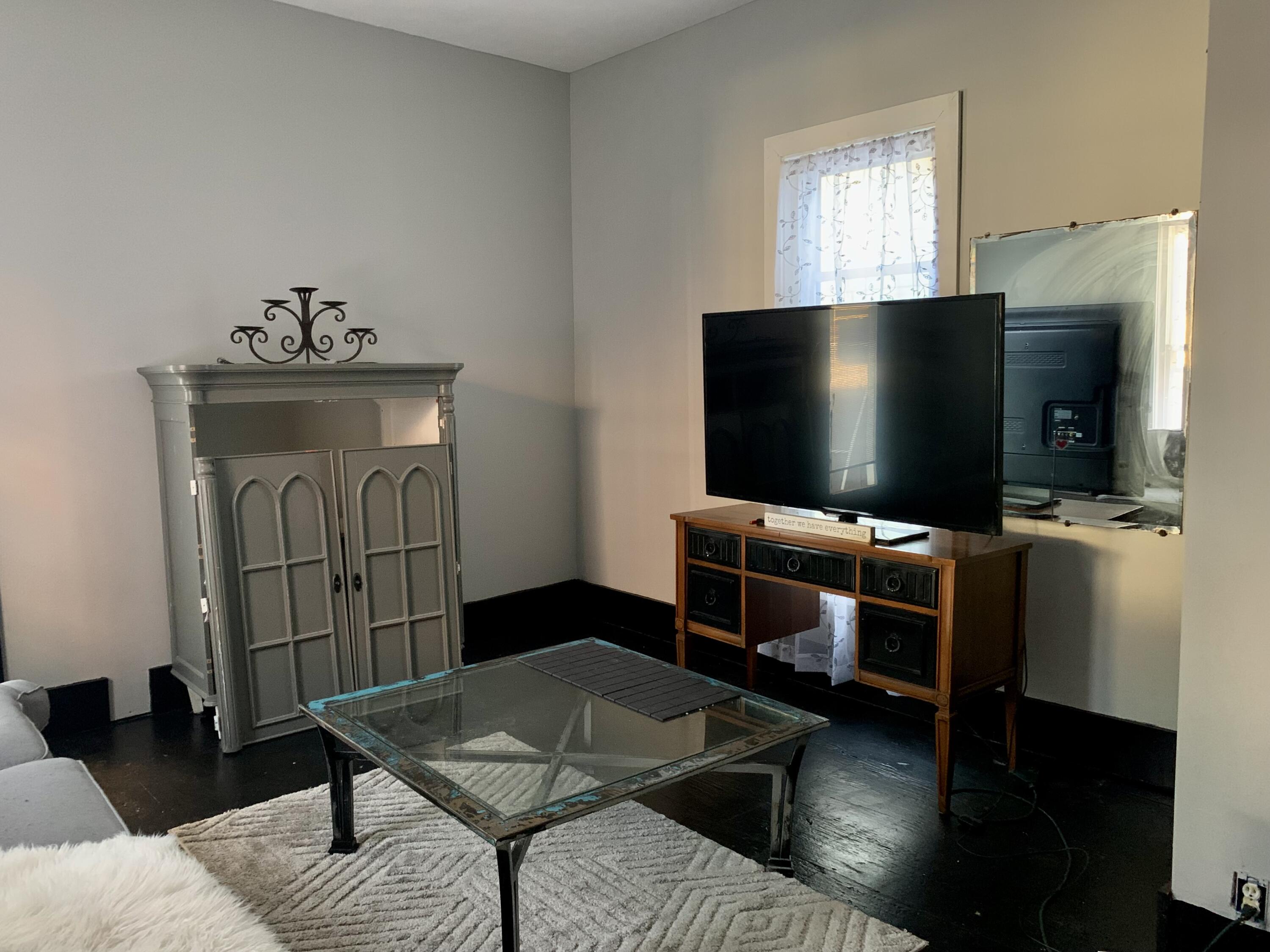415 Second Street