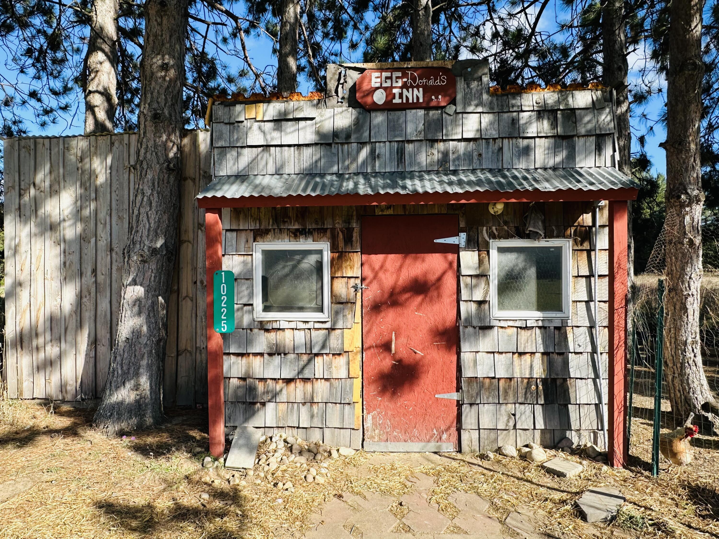 10225 Summit City Rd. Road