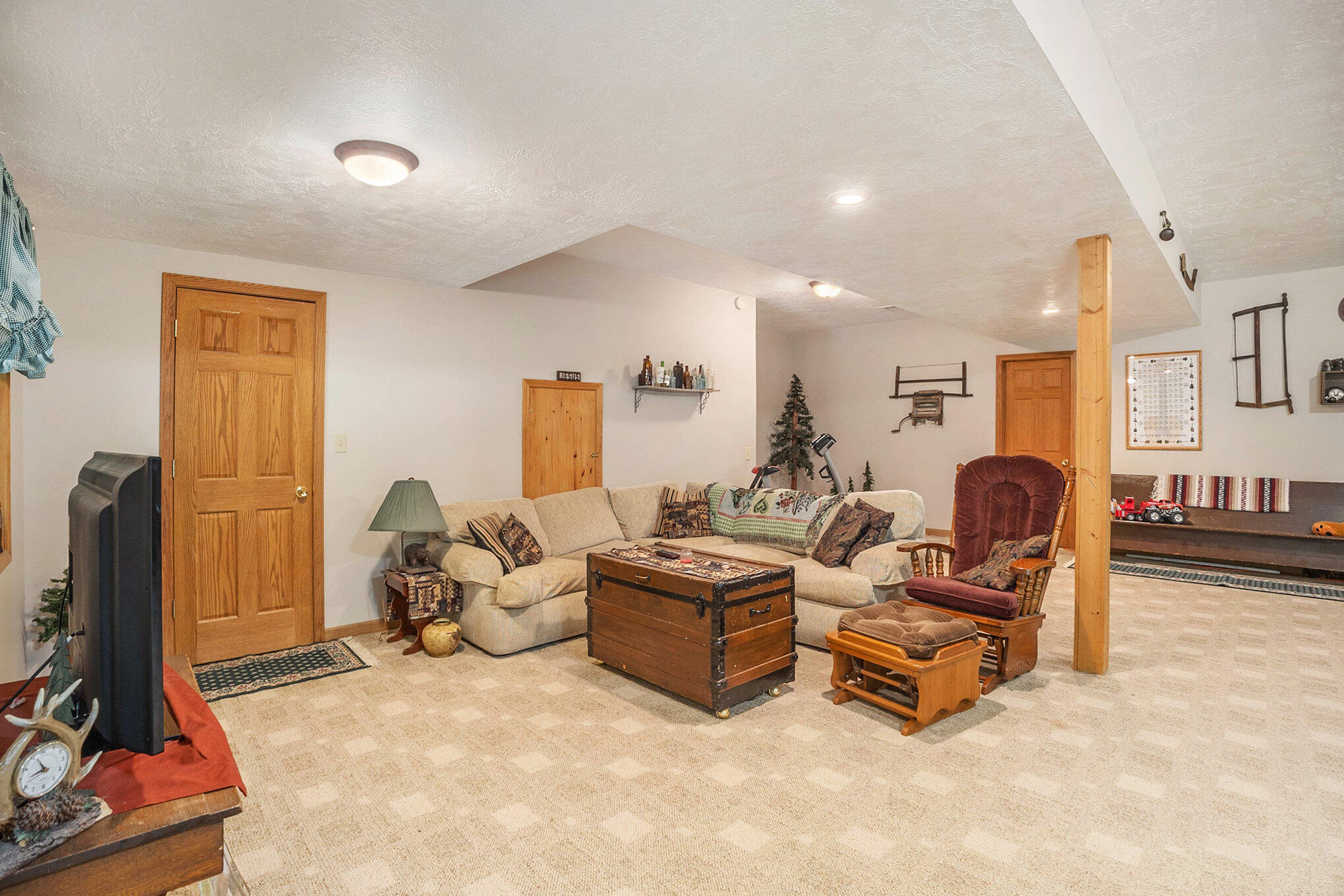 3985 Linke Road