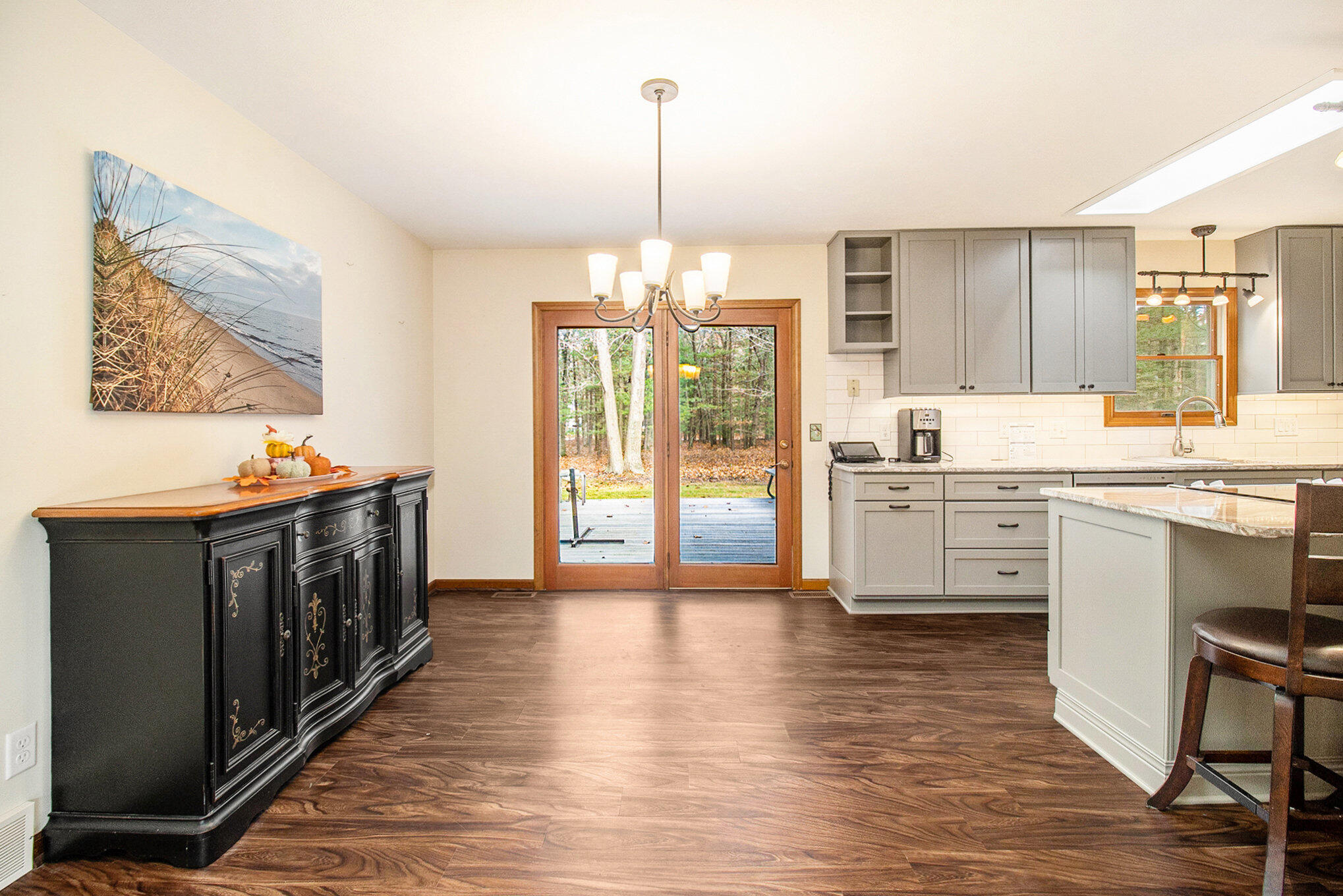 1422 Yoder Road
