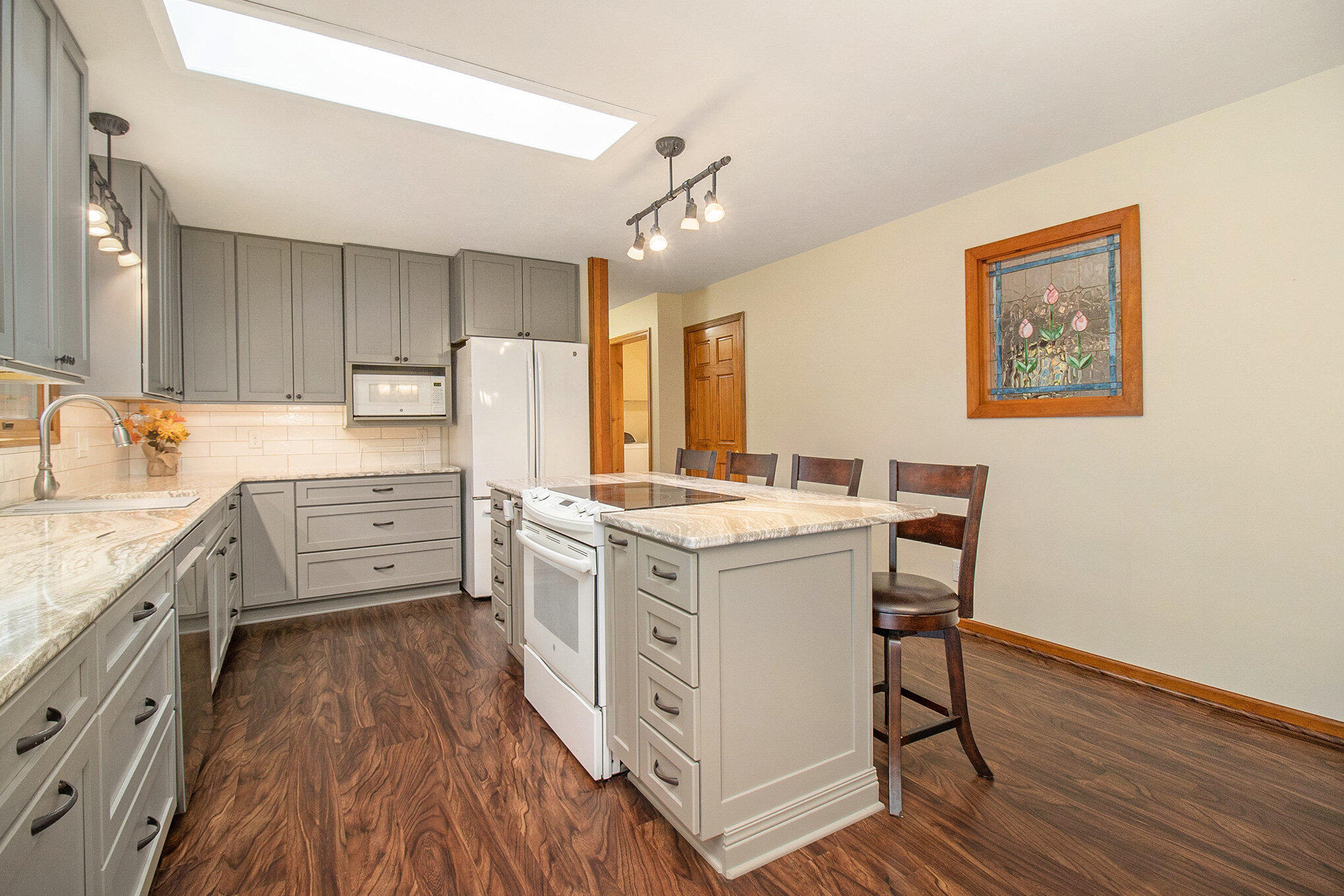 1422 Yoder Road