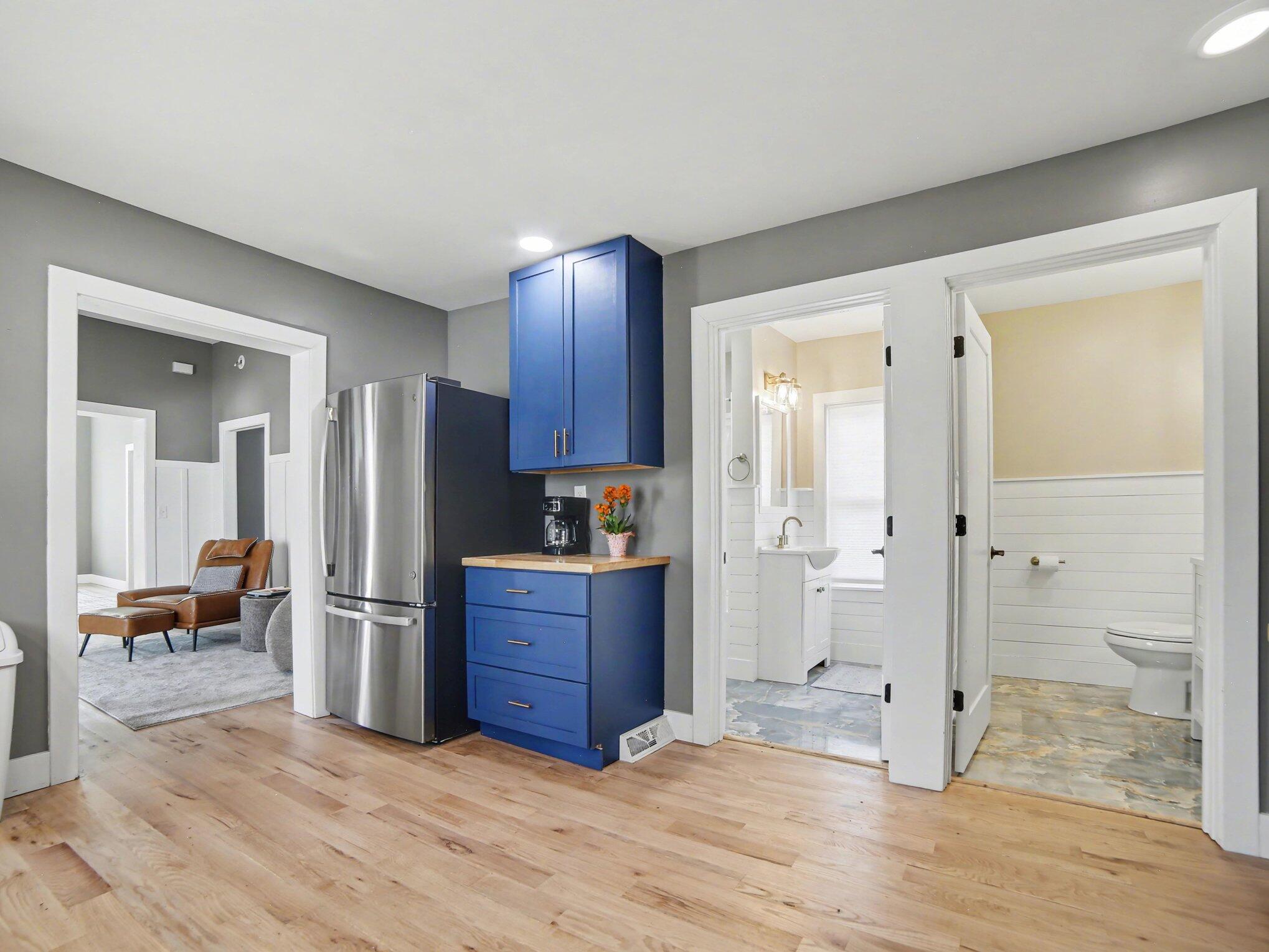 205 W 1st Street