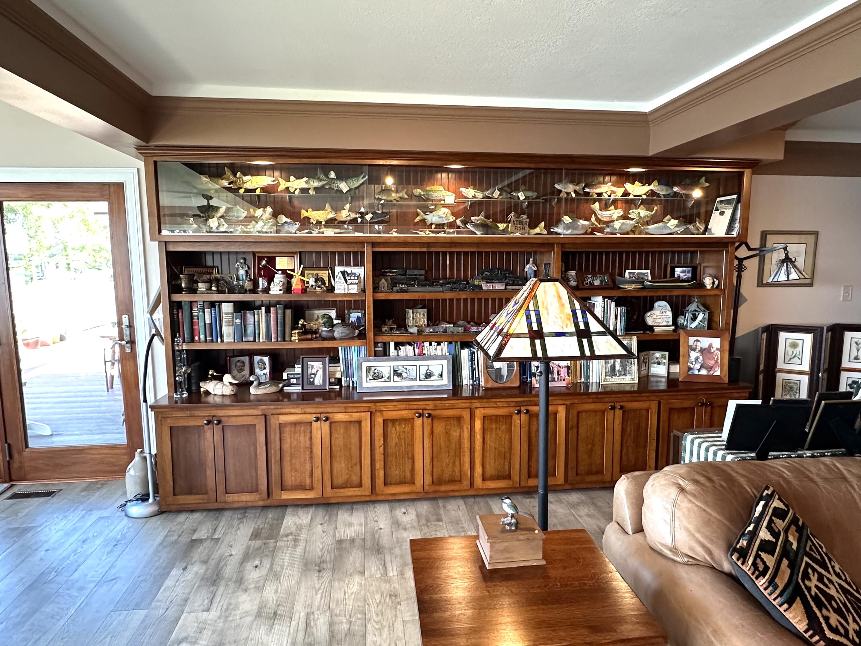 4554 Crescent Beach