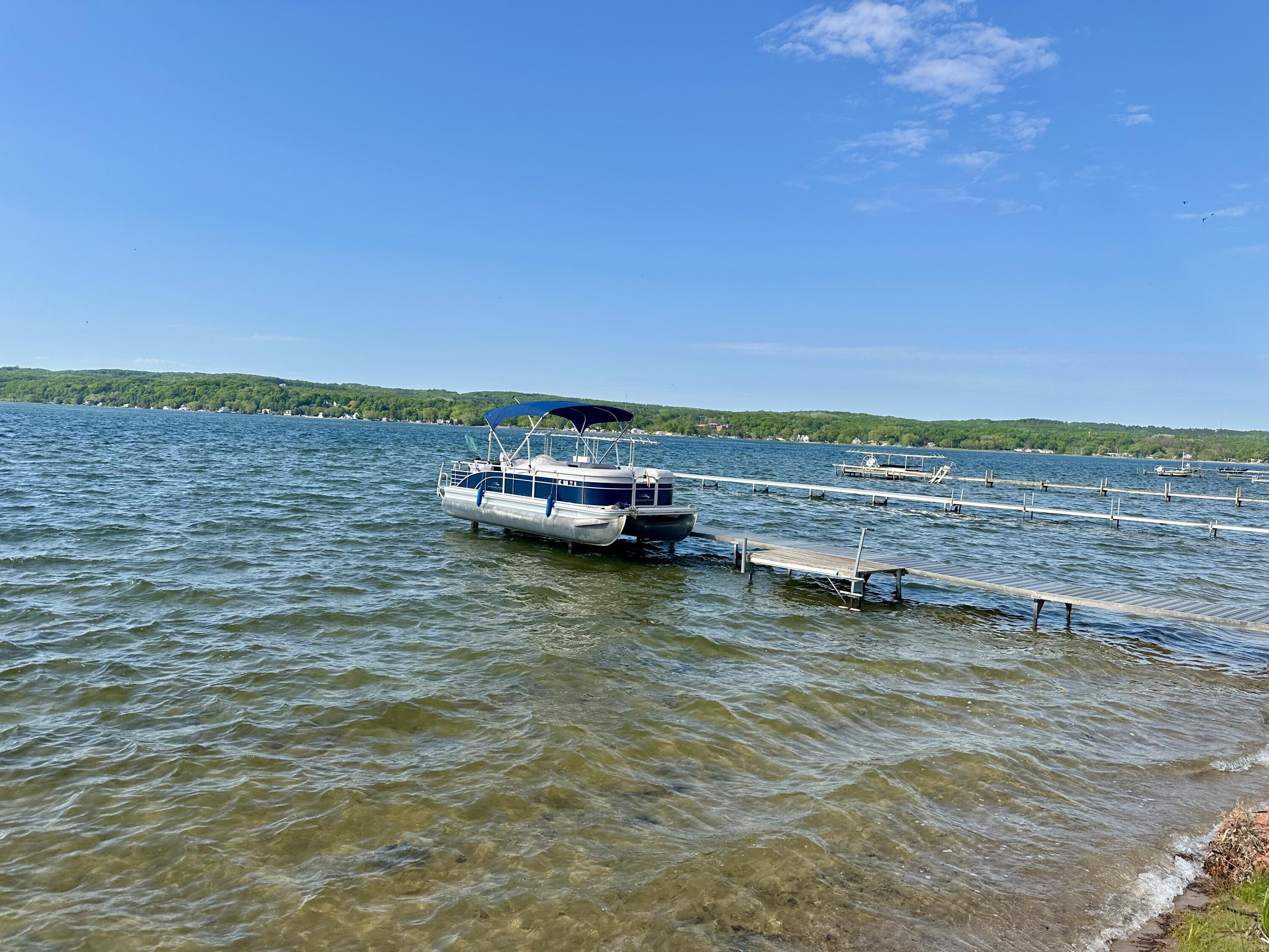 4554 Crescent Beach