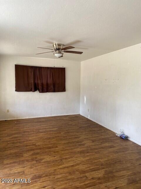 2124 E MITCHELL Drive