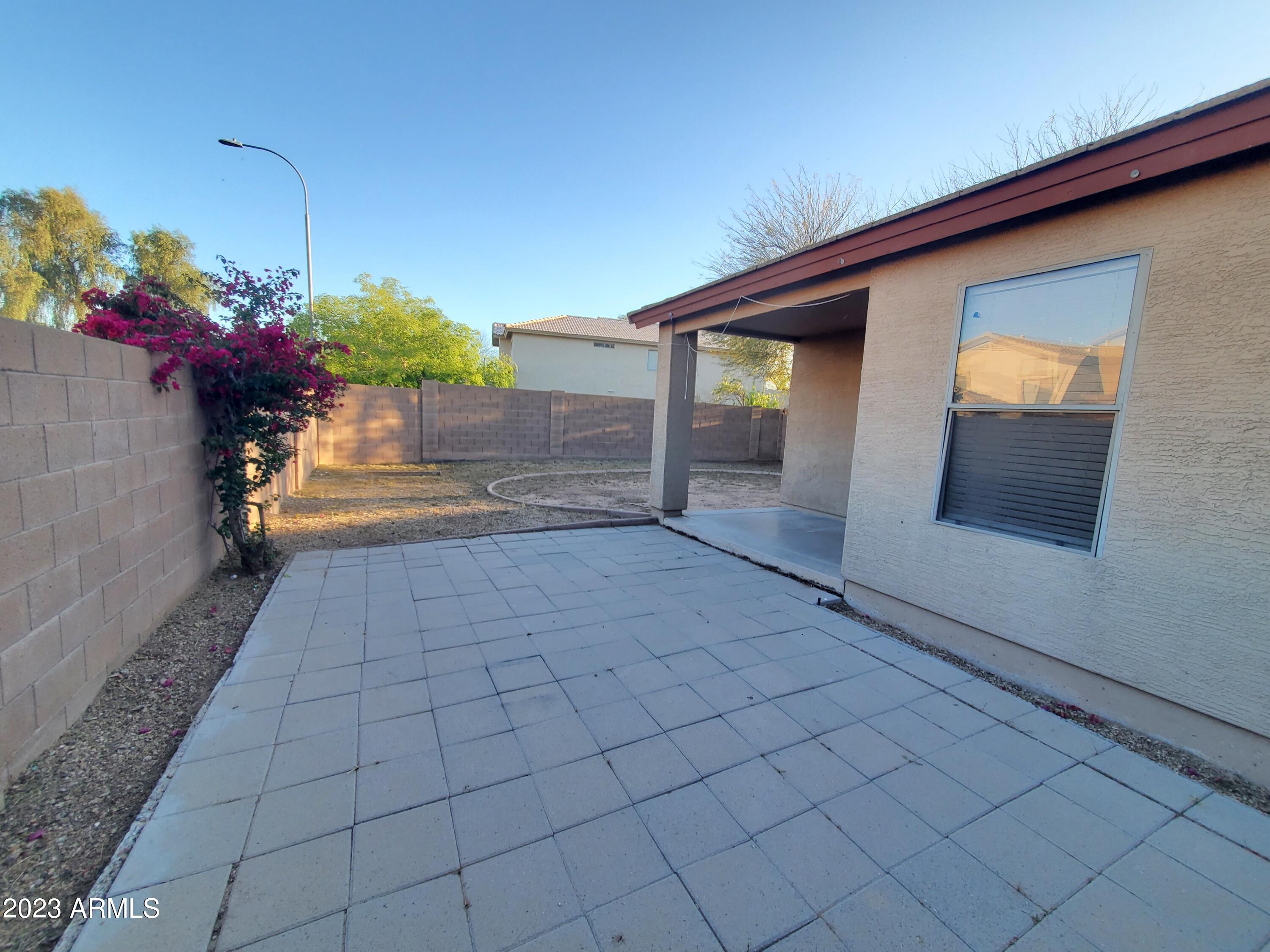 10901 W LEWIS Avenue