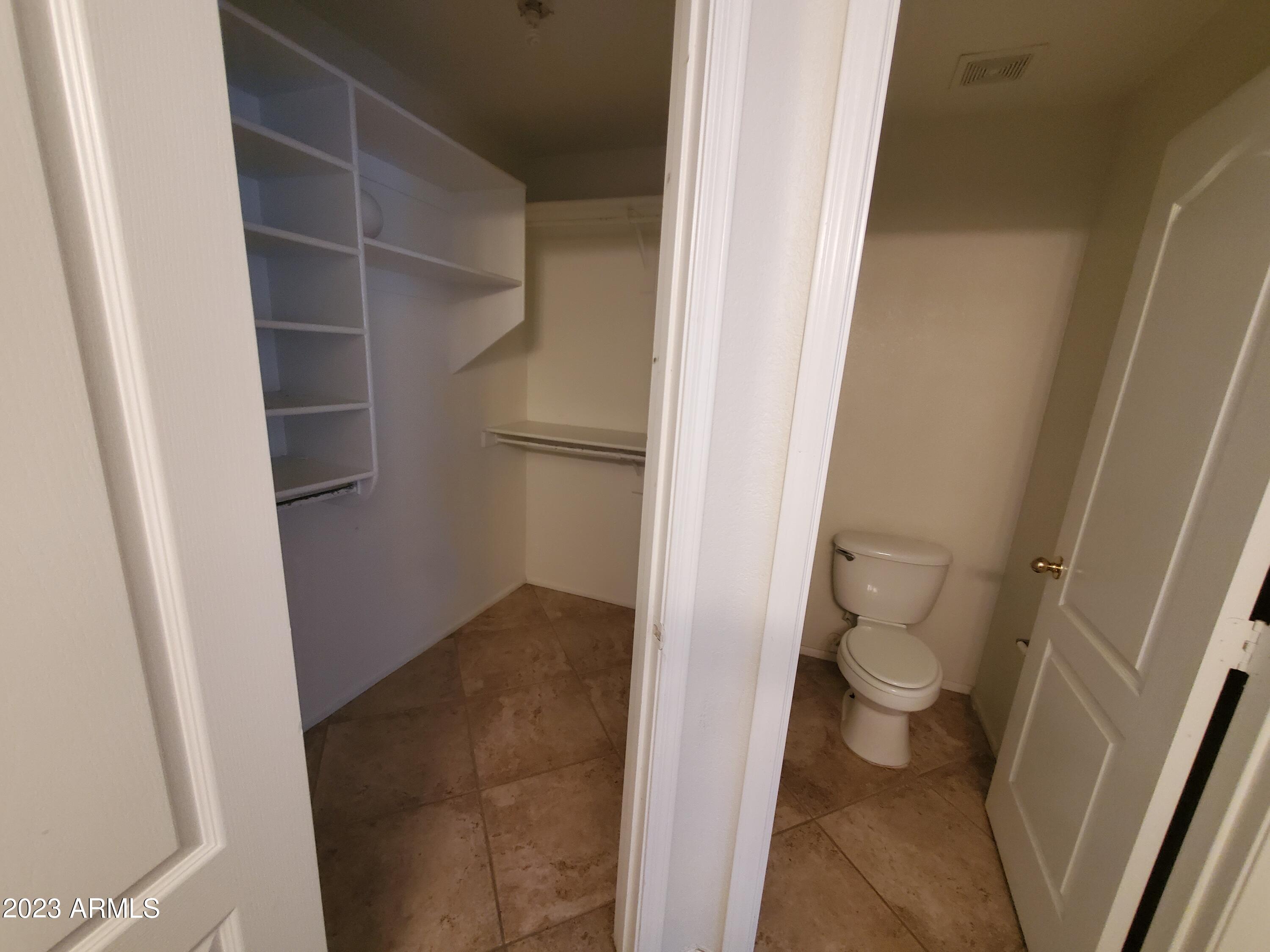 10901 W LEWIS Avenue